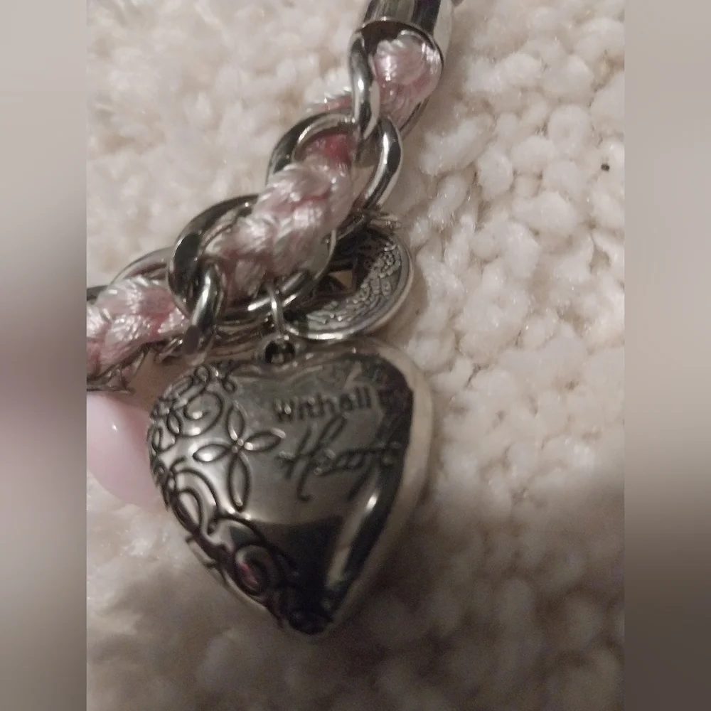 Fashionomics heart pendant